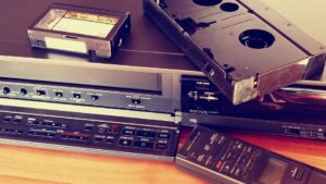 VCR (VIdeo Cassette Recorder)